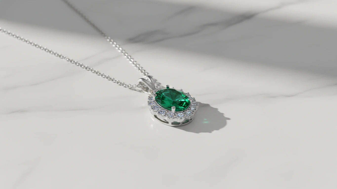 Colar com Pingente de Zircônia Esmeralda