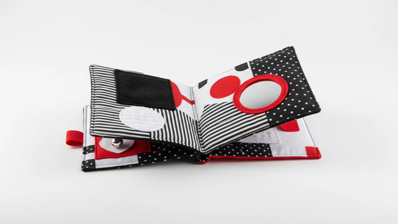 Livro de Pano Sensorial de Alto Contraste