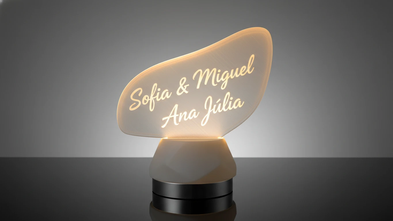 Luminária 3D Personalizada com Nomes