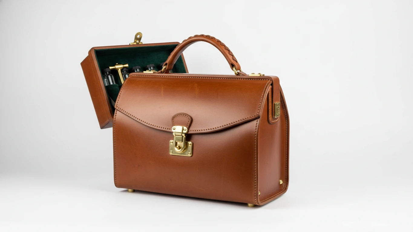 Maleta Médica em Couro Legítimo Artesanal