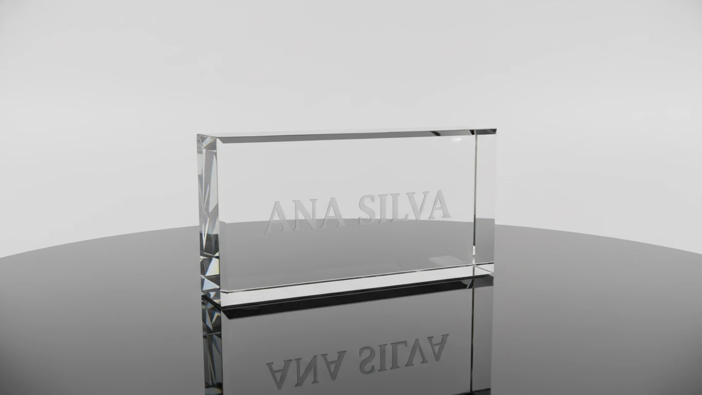 Placa de Mesa em Cristal com Nome Gravado