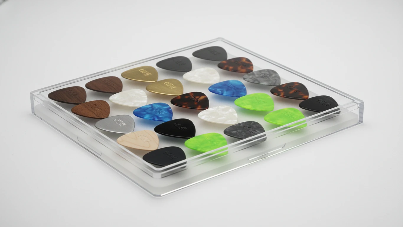 Kit de Palhetas de Diferentes Materiais e Espessuras